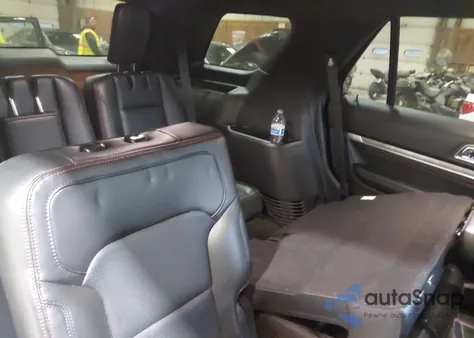 2018 Ford Explorer Sport z USA, uszkodzony, nr VIN 1FM5K8GTXJGC20930